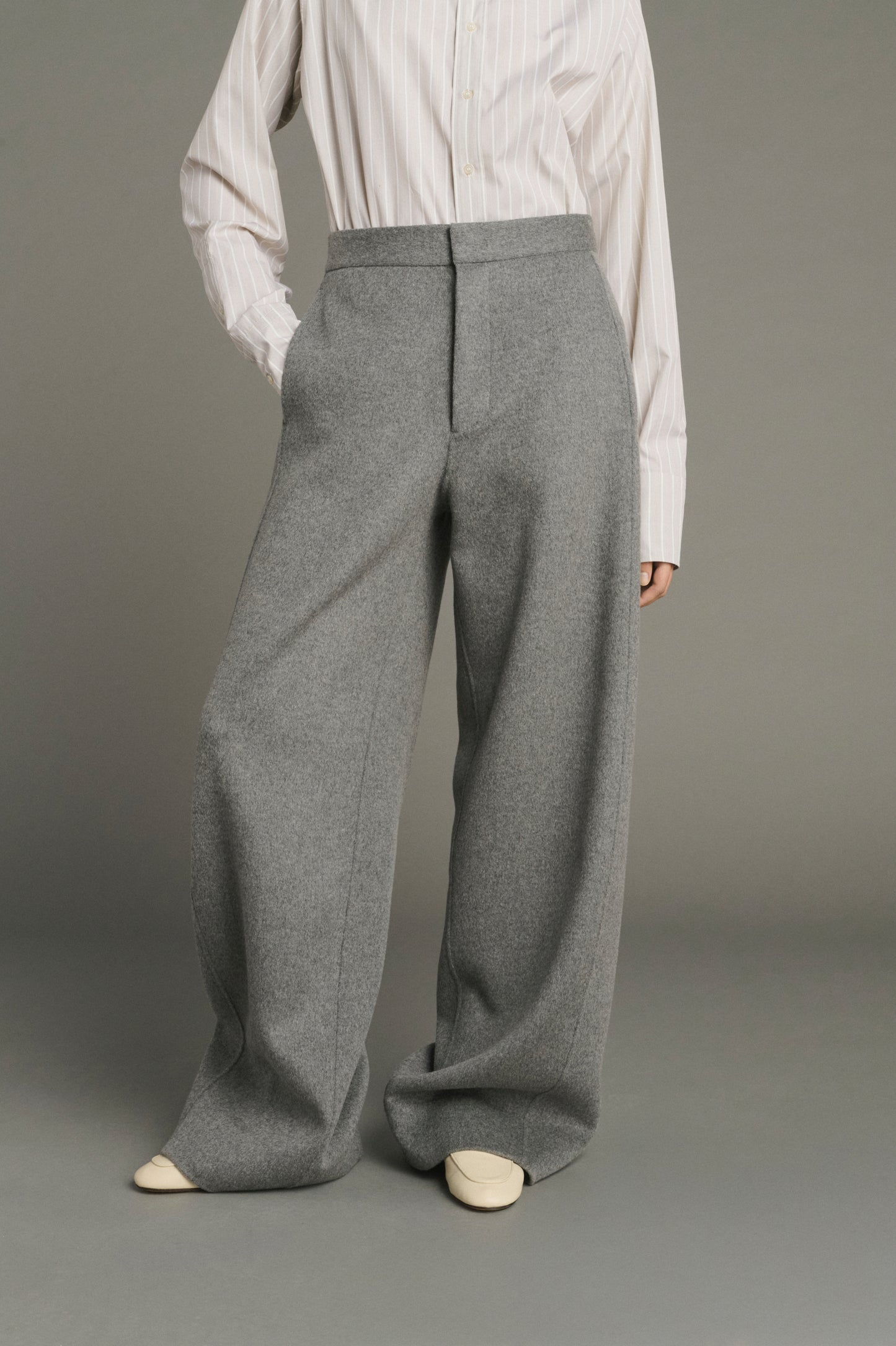 Hose Horatio – Hellgrau – Wolle – Damen