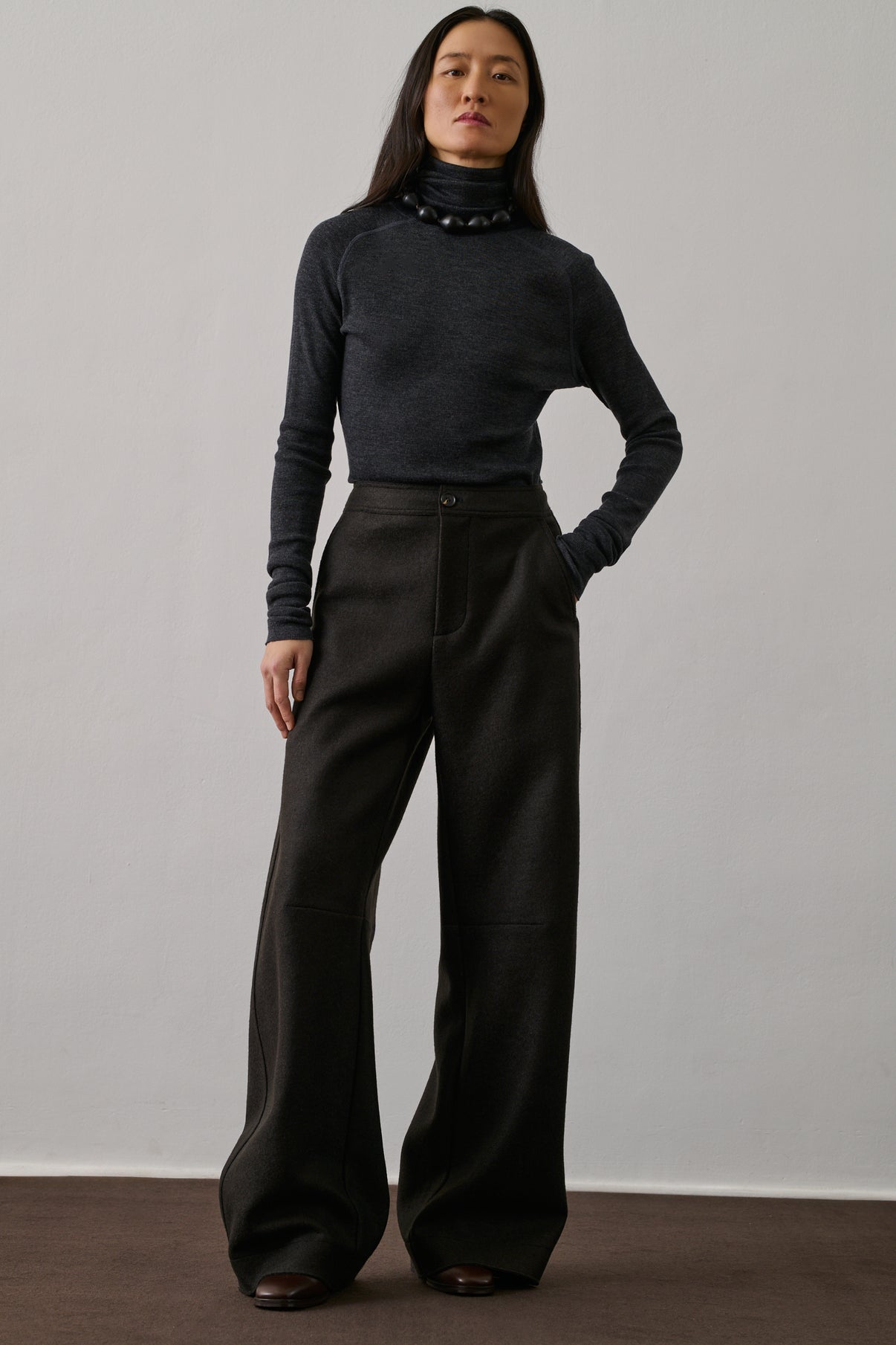 Pantalon Gibson - Vert Ébène - Laine - Femme vue 3