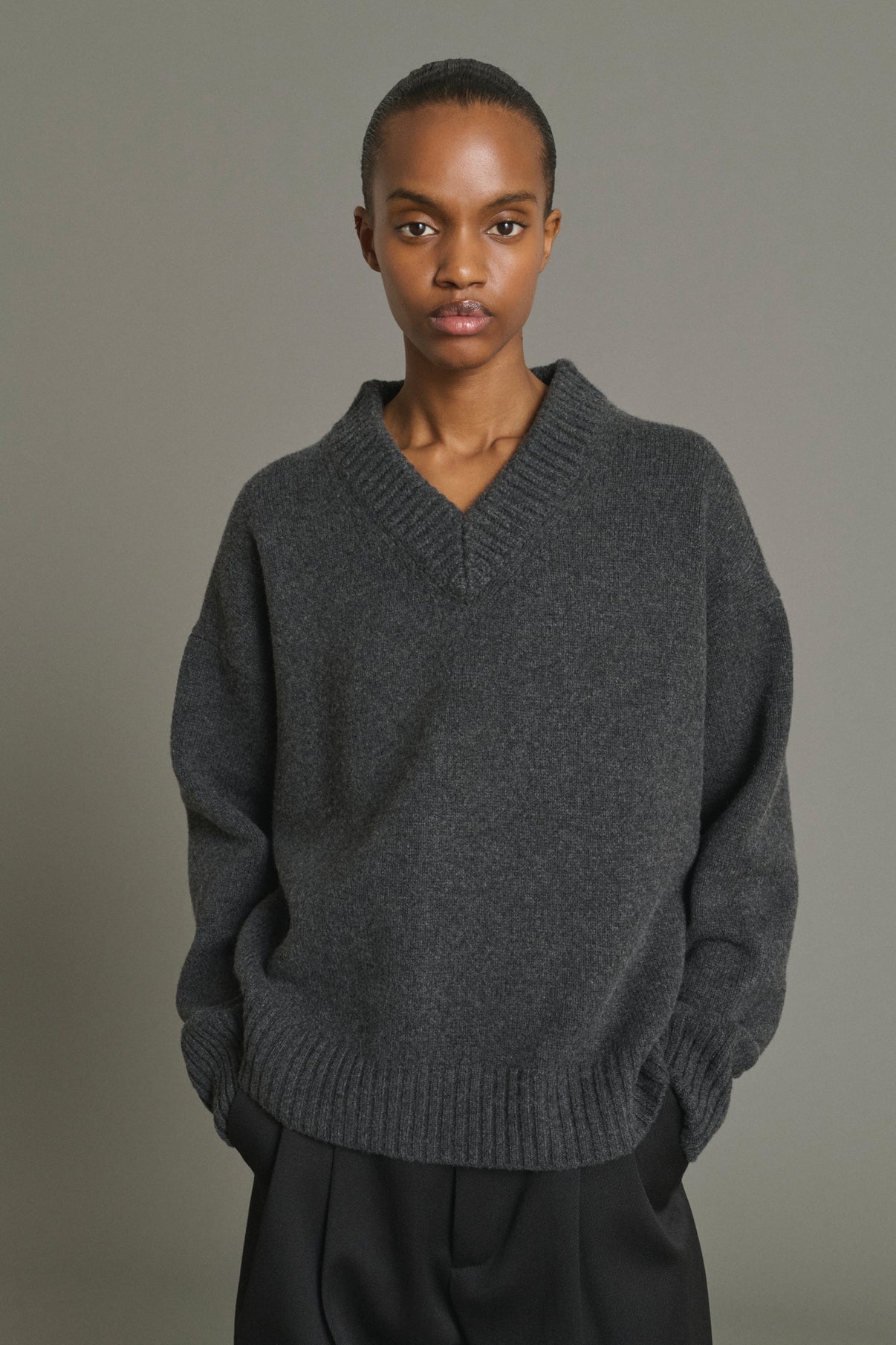 Pullover Julie – Anthrazitgrau – Merinowolle – Damen vue 3