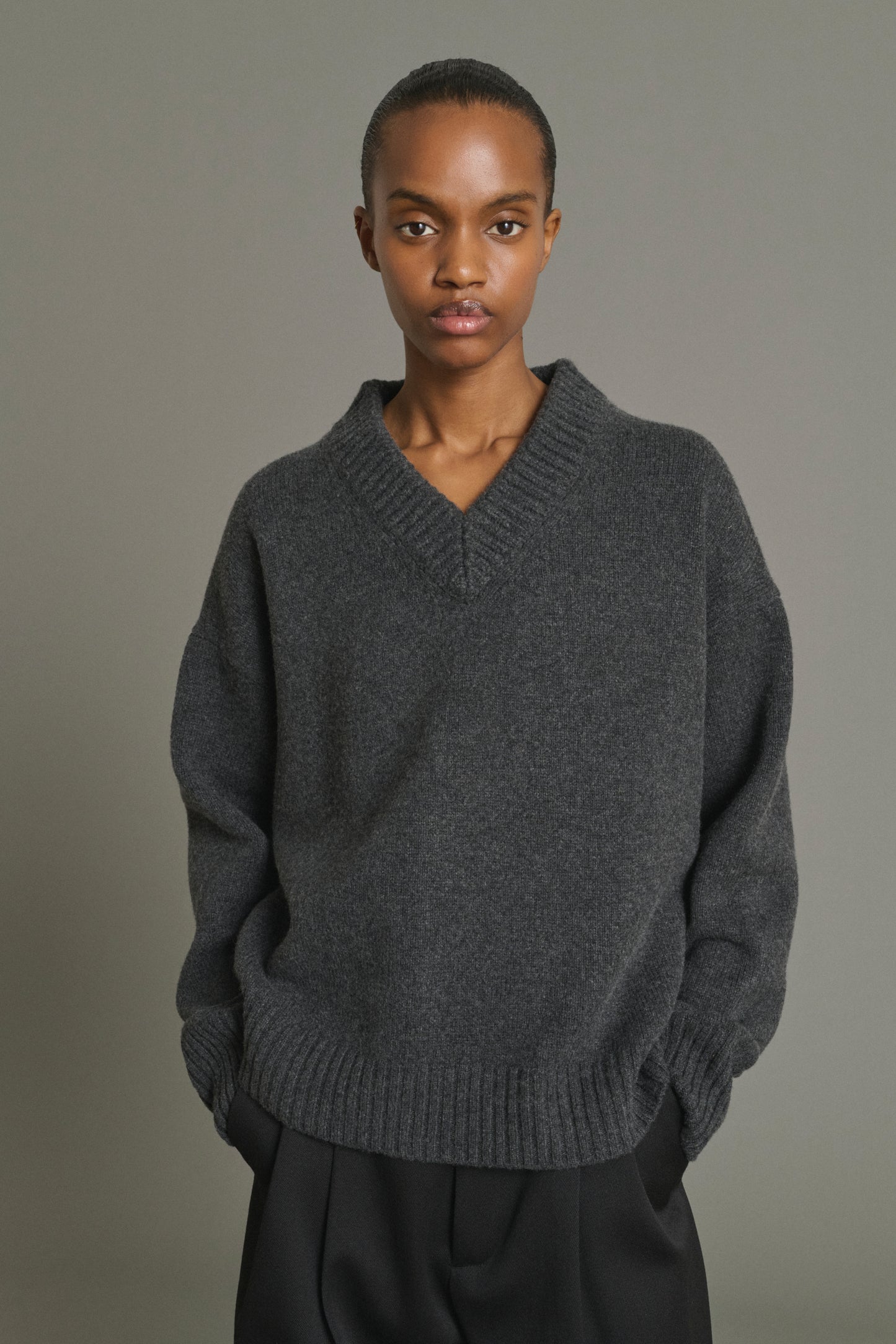 Pullover Julie – Anthrazitgrau – Merinowolle – Damen